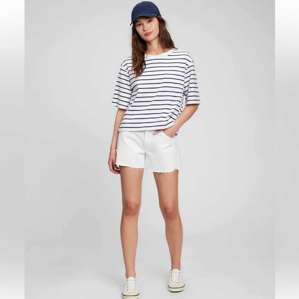 NWT GAP Towel Terry Boxy Cropped T-Shirt in M(Petite) white & navy blue stripes